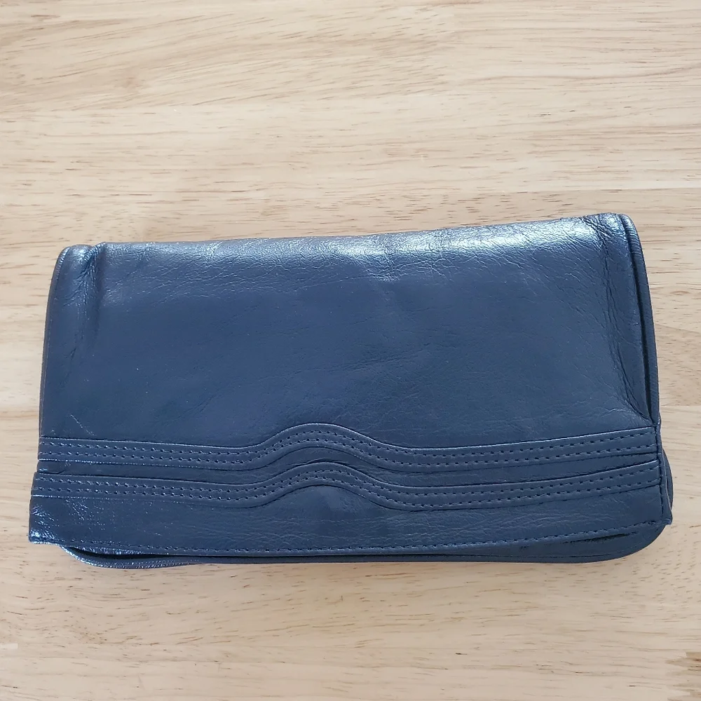 Vintage clutch blue